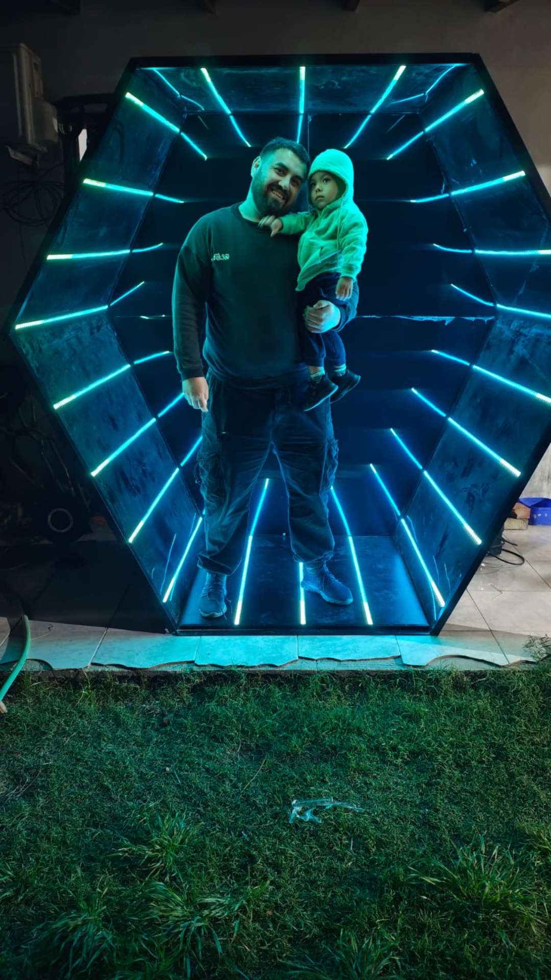 Hexagonoled Infinito